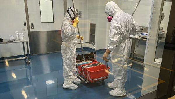 CLEANROOM CLEANING